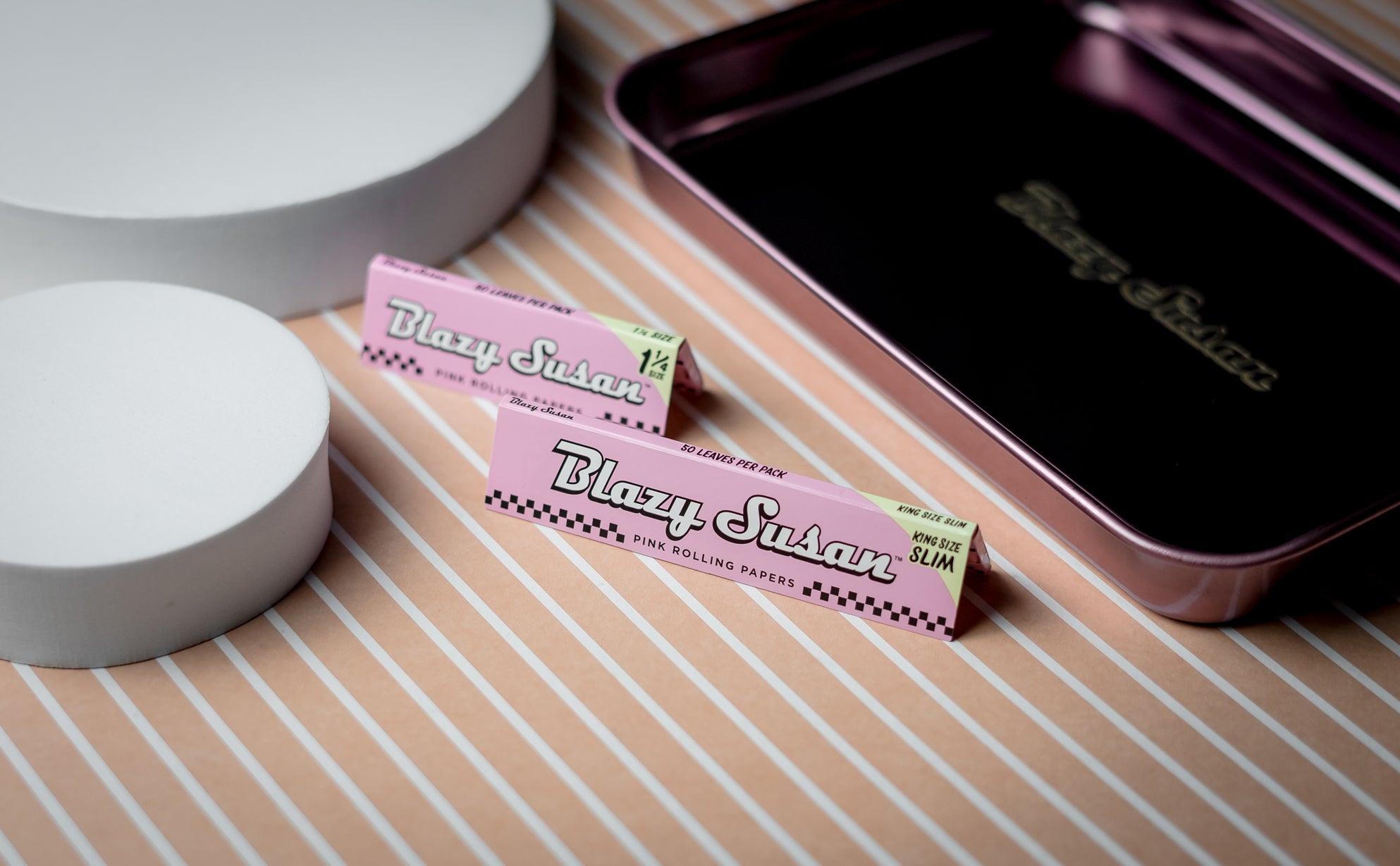 Blazy Susan Pink Rolling Papers